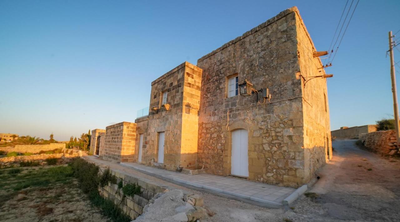 Sant Anton Tal-Qabbieza Farmhouse Villa Kerċem Exteriör bild