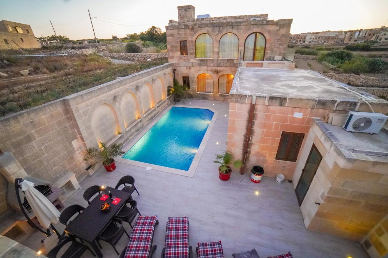 Sant Anton Tal-Qabbieza Farmhouse Villa Kerċem Exteriör bild