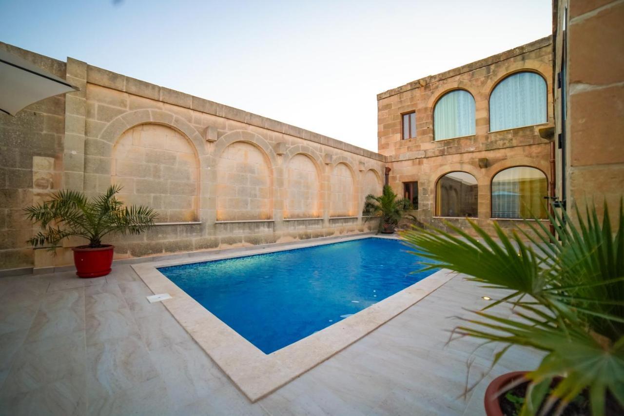 Sant Anton Tal-Qabbieza Farmhouse Villa Kerċem Exteriör bild