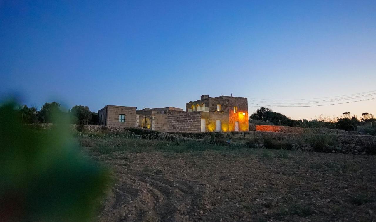 Sant Anton Tal-Qabbieza Farmhouse Villa Kerċem Exteriör bild