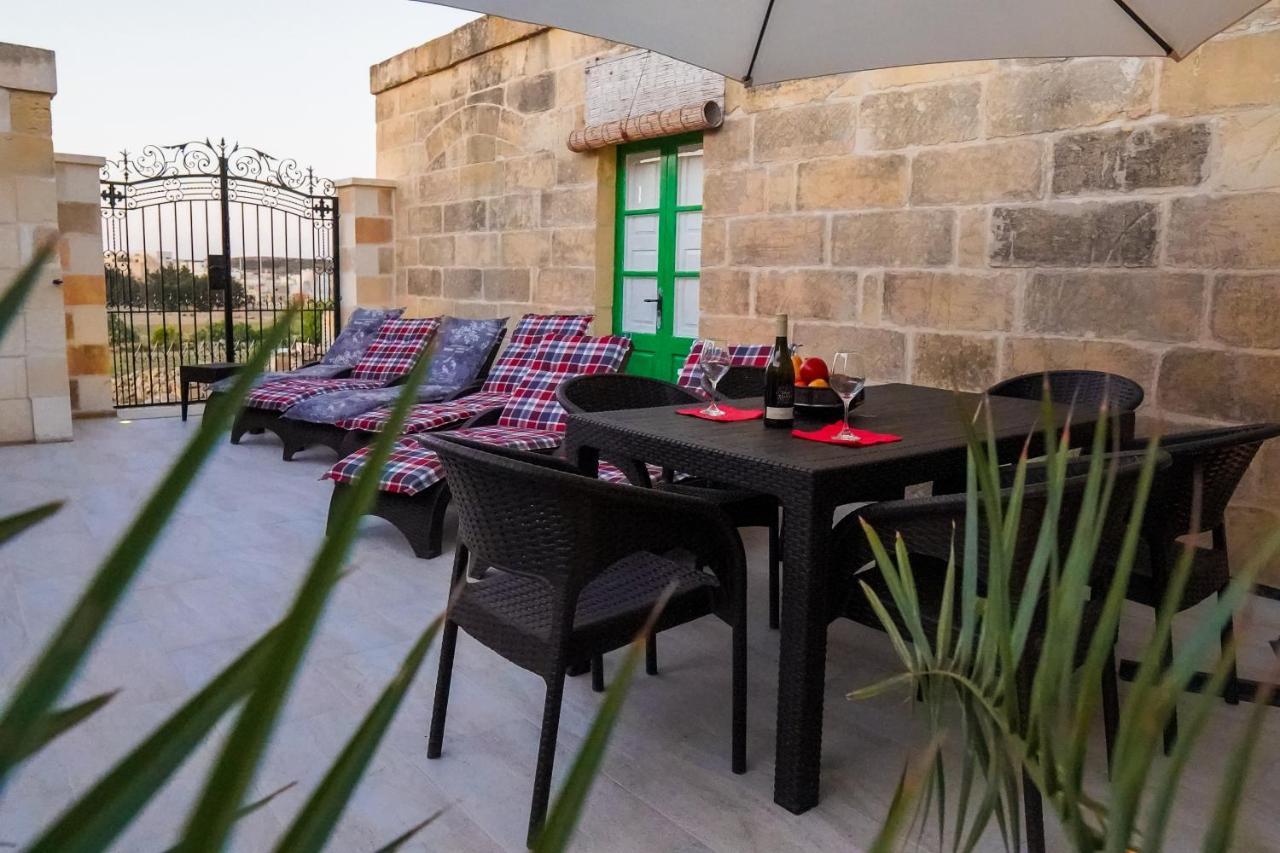 Sant Anton Tal-Qabbieza Farmhouse Villa Kerċem Exteriör bild